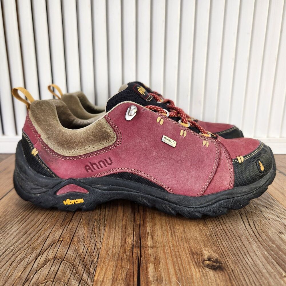Ahnu Montara II Waterproof Hiking Shoes Womens Size 8.5 Red Leather Vibram Trail